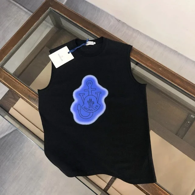 Moncler Vests Crewneck Graphic Vest product detail image 14