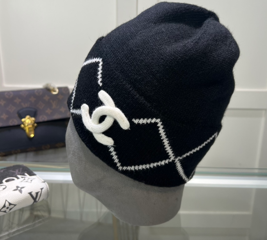 Chanel Hats Cable-Knit Logo Beanie image 11