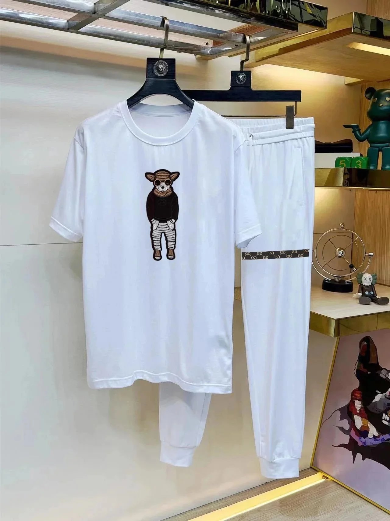 Gucci Matching Sets T-Shirt and Shorts Set — 17