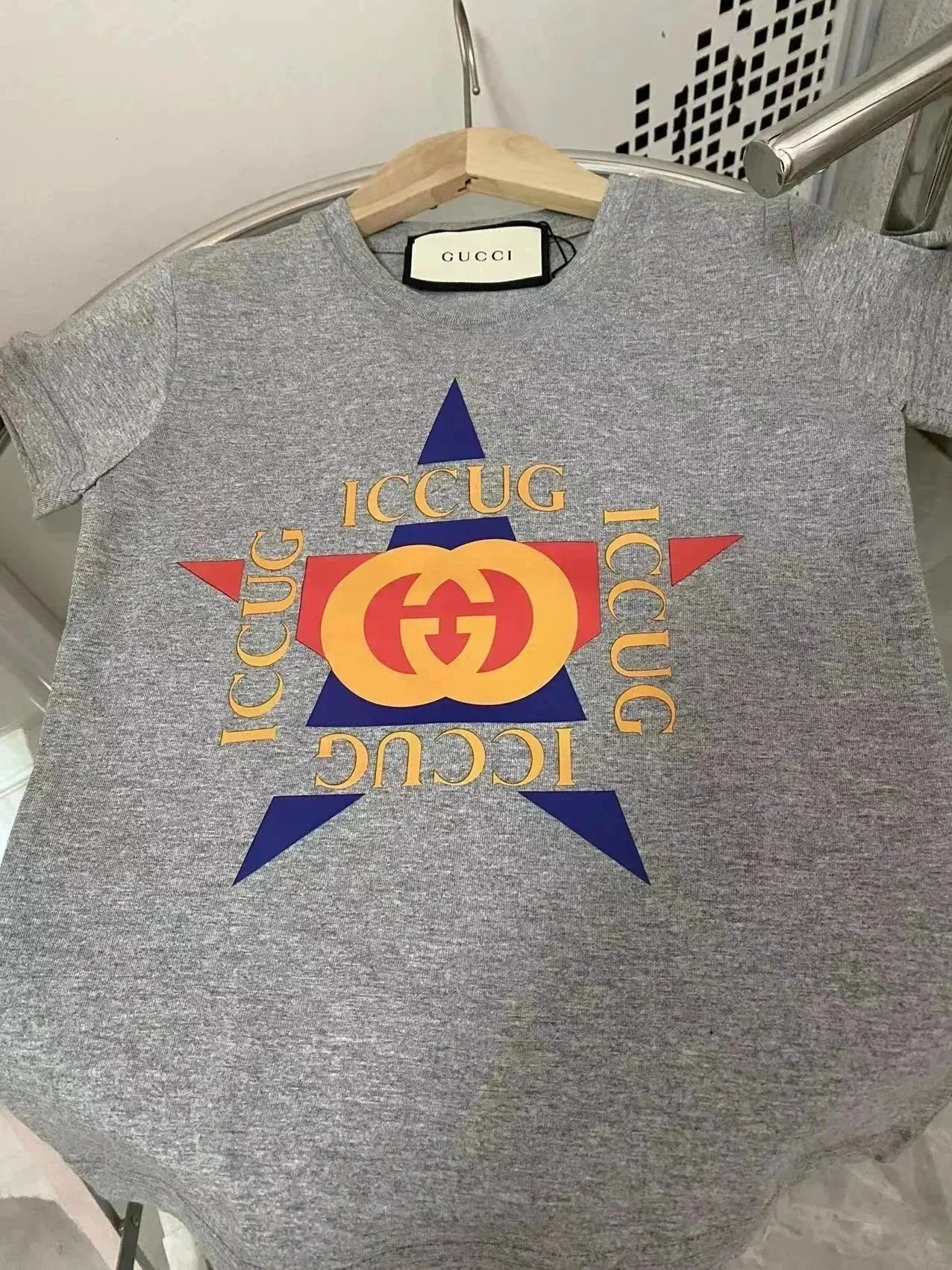 Gucci T-Shirts Graphic Print Short-Sleeve T-Shirt — 11