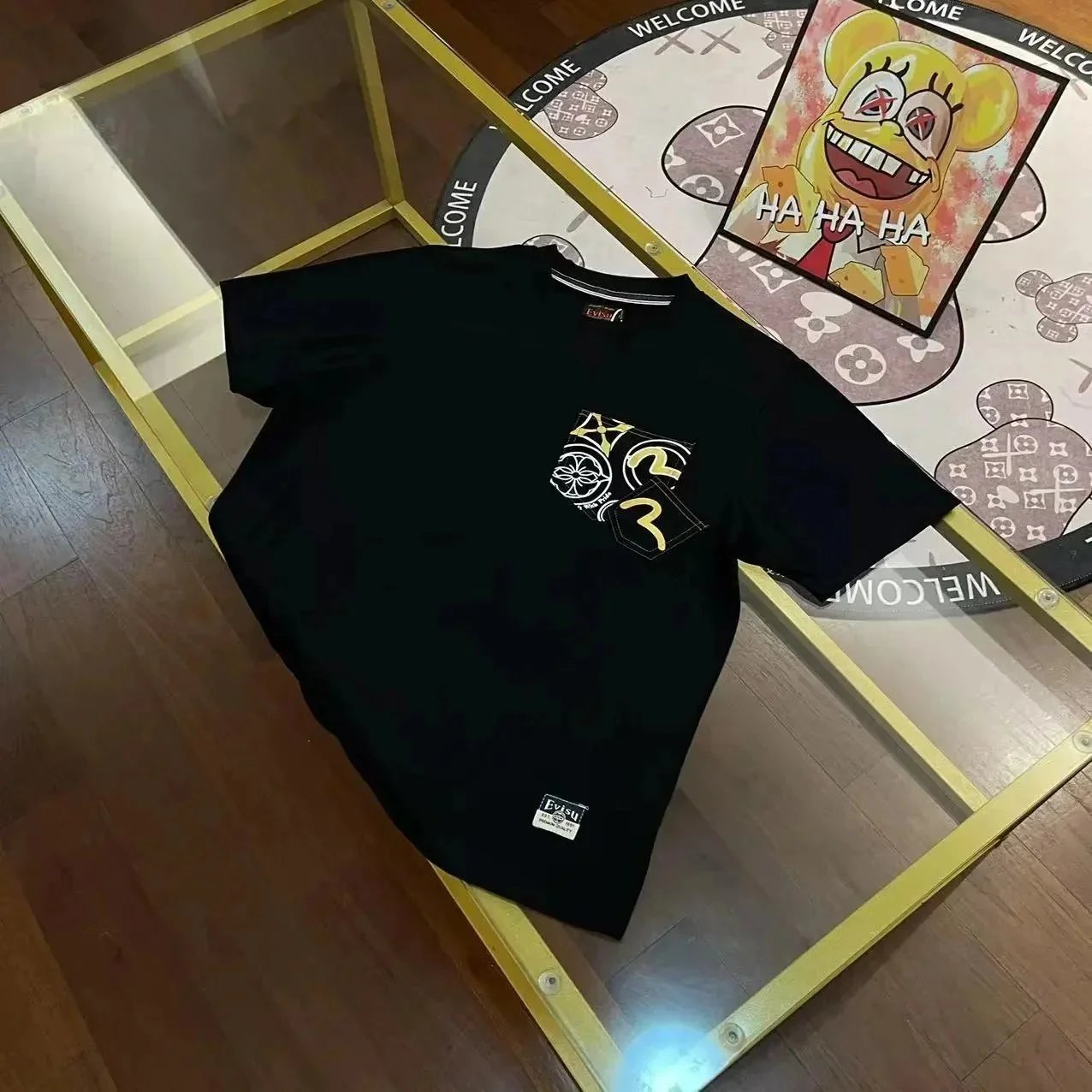 EVISU T-Shirts Short-Sleeve Logo Graphic T-Shirt — 09