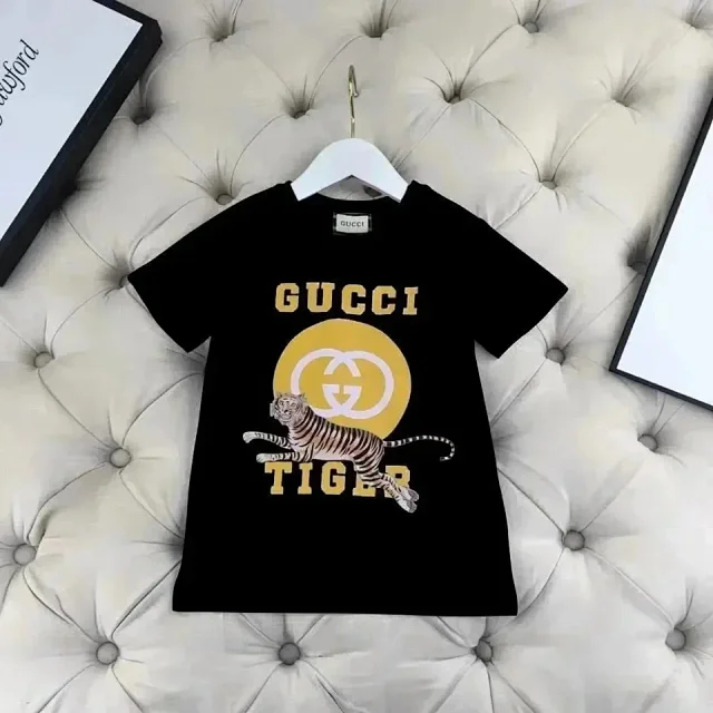 Gucci T-Shirts Graphic Print Short-Sleeve T-Shirt product detail image 4