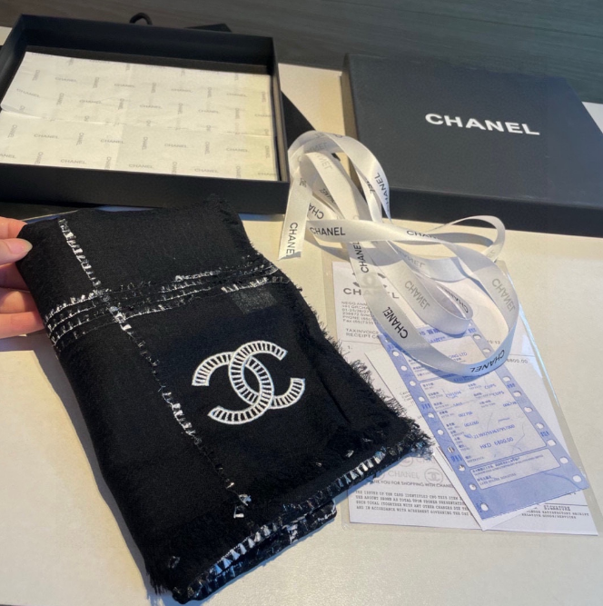 Chanel Scarves Fringed plaid CC-logo scarf image 2