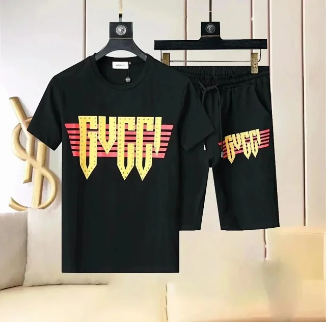 Gucci Matching Sets T-Shirt and Shorts Set product detail image 1