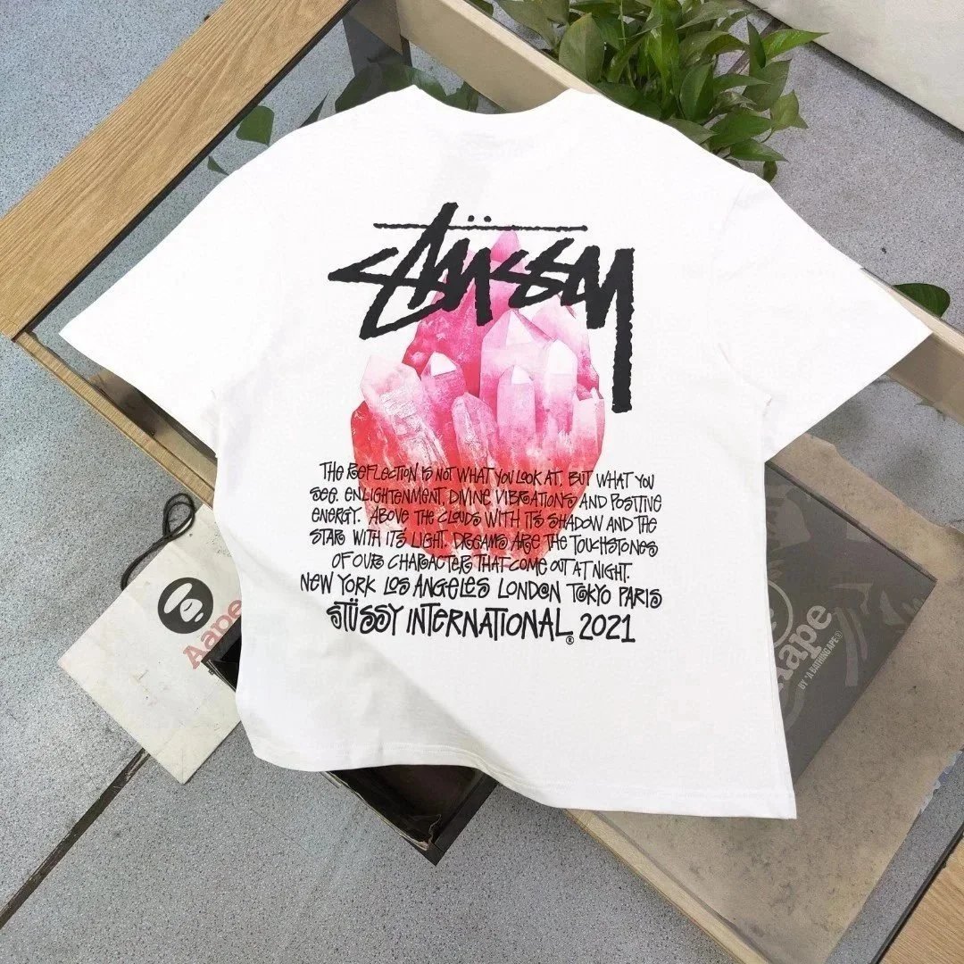 Stüssy T-Shirts Short-sleeve crew-neck logo graphic T-shirt image 4
