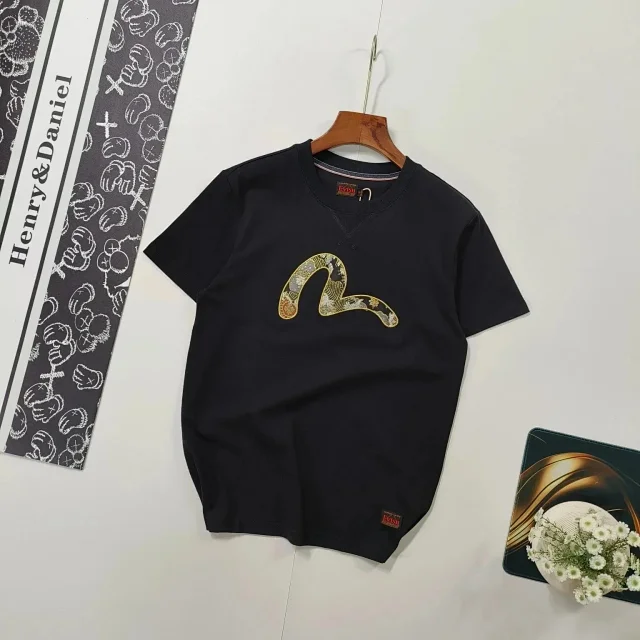 EVISU T-Shirts Short-Sleeve Logo Graphic T-Shirt product detail image 9