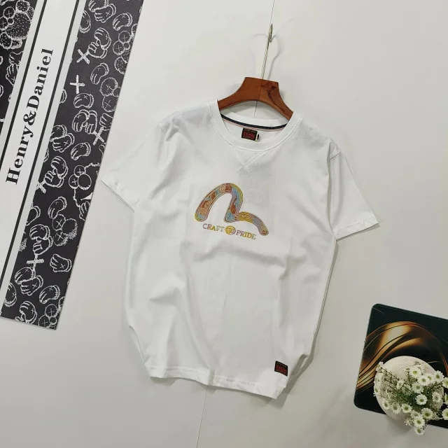 EVISU T-Shirts Short-Sleeve Logo Graphic T-Shirt product detail image 10