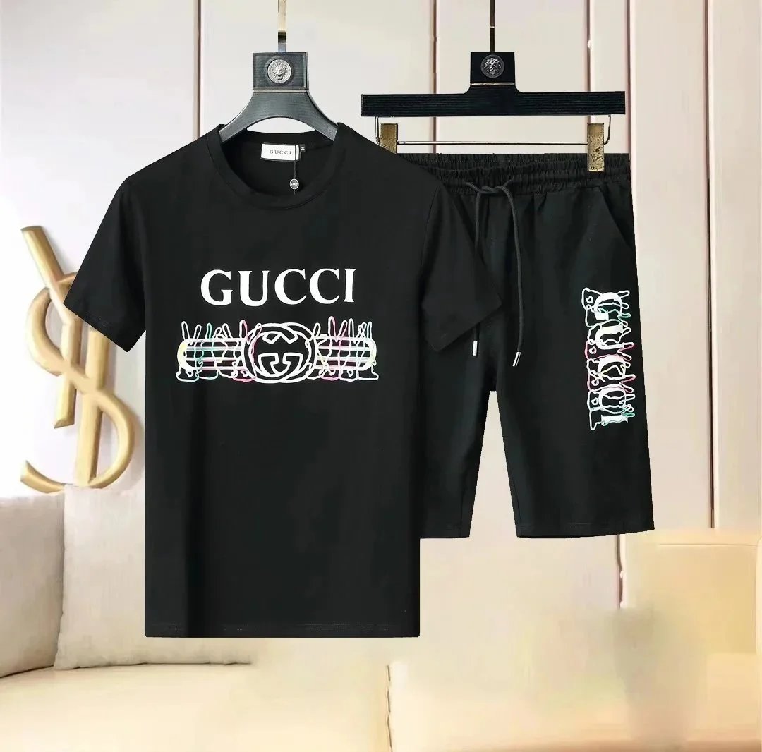 Gucci Matching Sets T-Shirt and Shorts Set — 2