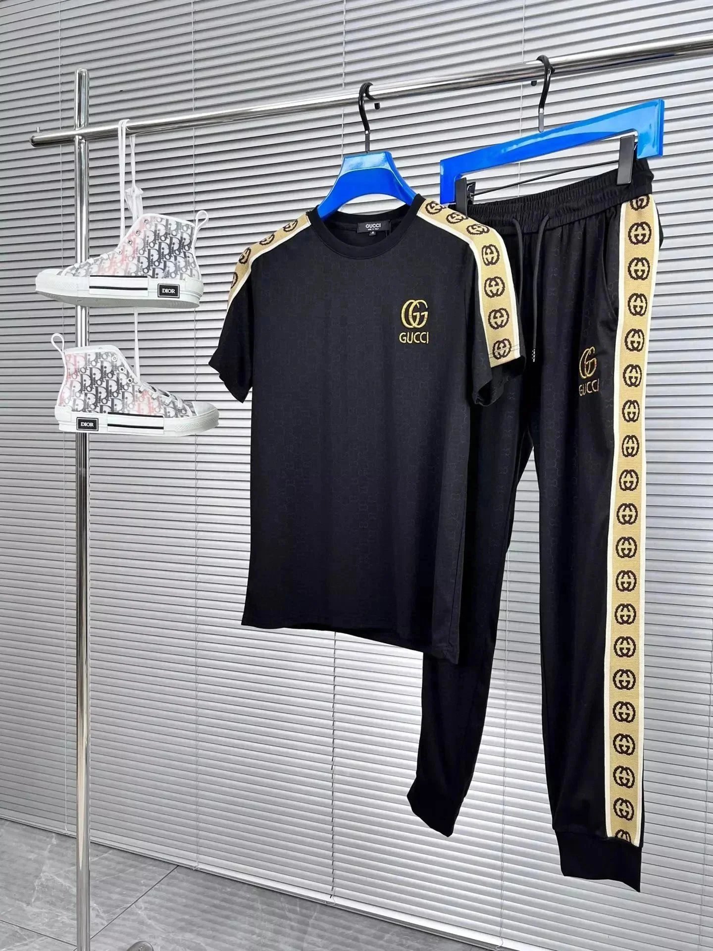 Gucci Matching Sets T-Shirt and Shorts Set — 6