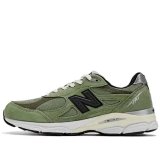 New Balance 990 Sneakers [11 styles]