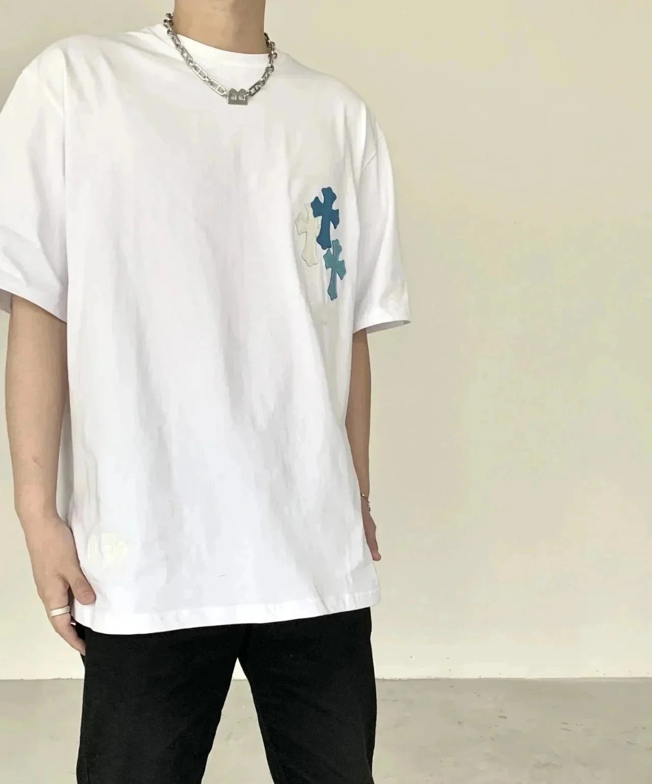 Chrome Hearts T-Shirts Short-sleeve graphic T-shirt with cross motifs — 25