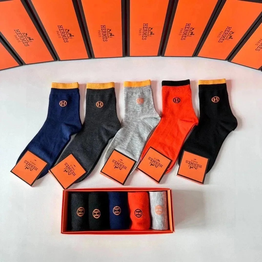 Chanel Socks Logo Ribbed Crew — 21