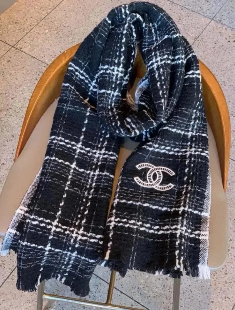 Chanel Scarves Fringed plaid CC-logo scarf — C- 1 black