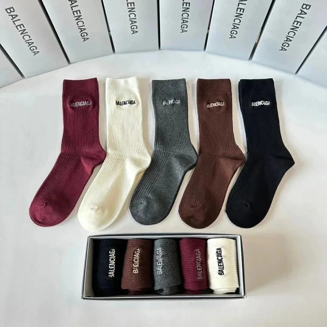 Chanel Socks Logo Ribbed Crew — 31