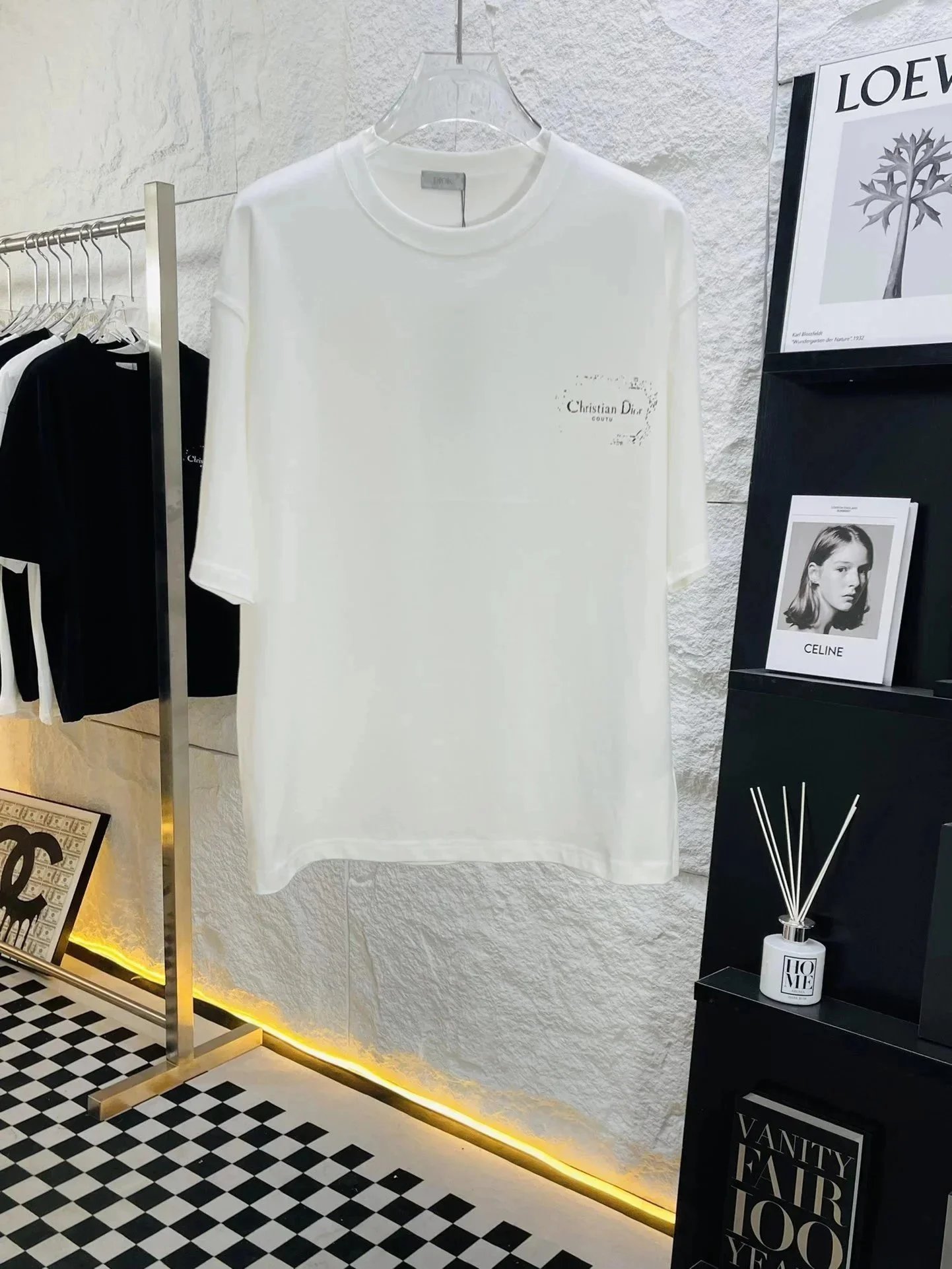 Dior T-Shirts Short-Sleeve Graphic Print — 31