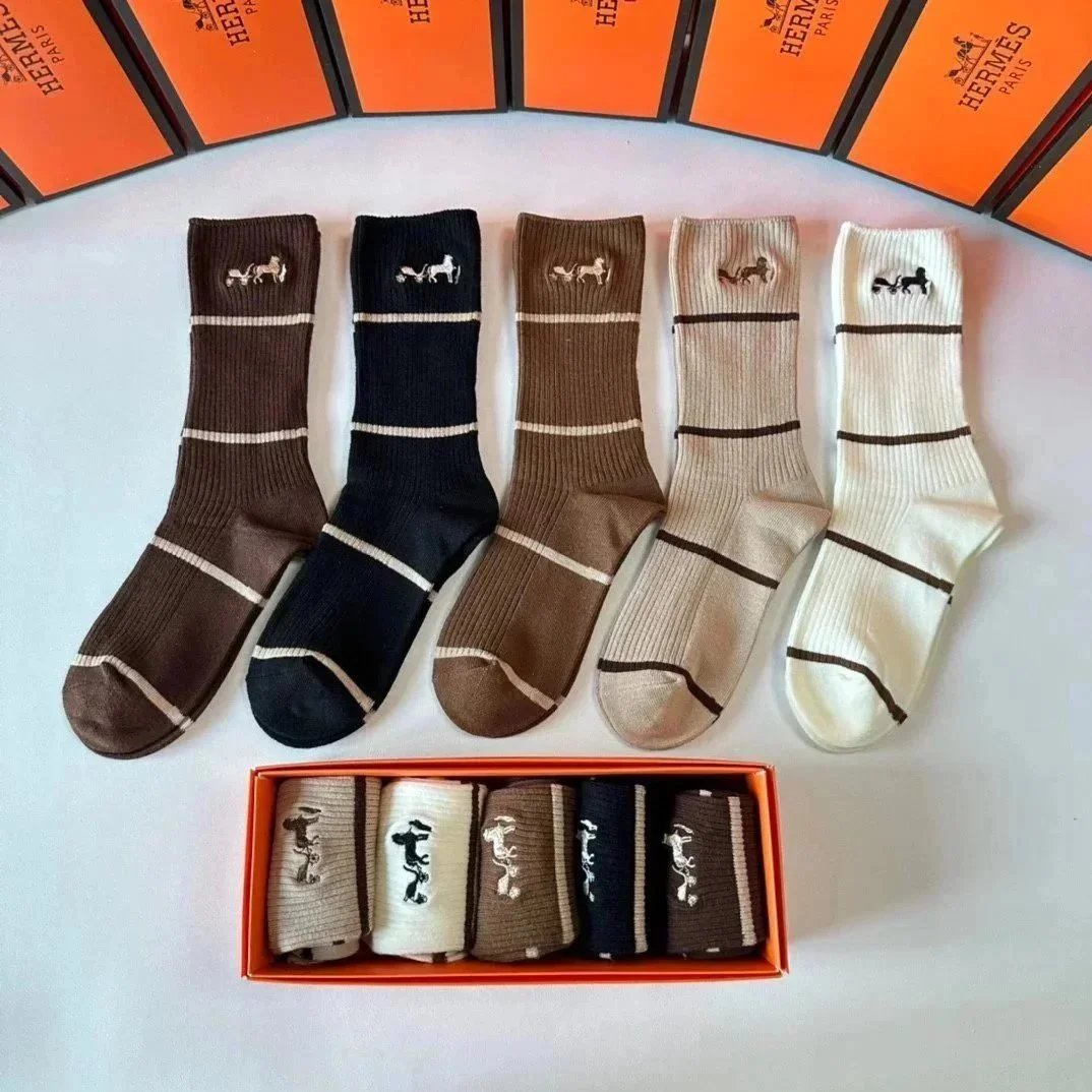 Chanel Socks Logo Ribbed Crew — 32