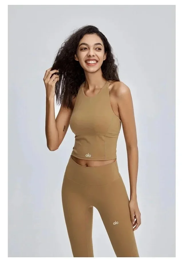 Alo Underwear Longline sports bra with racerback-style shoulder cut product detail image 4