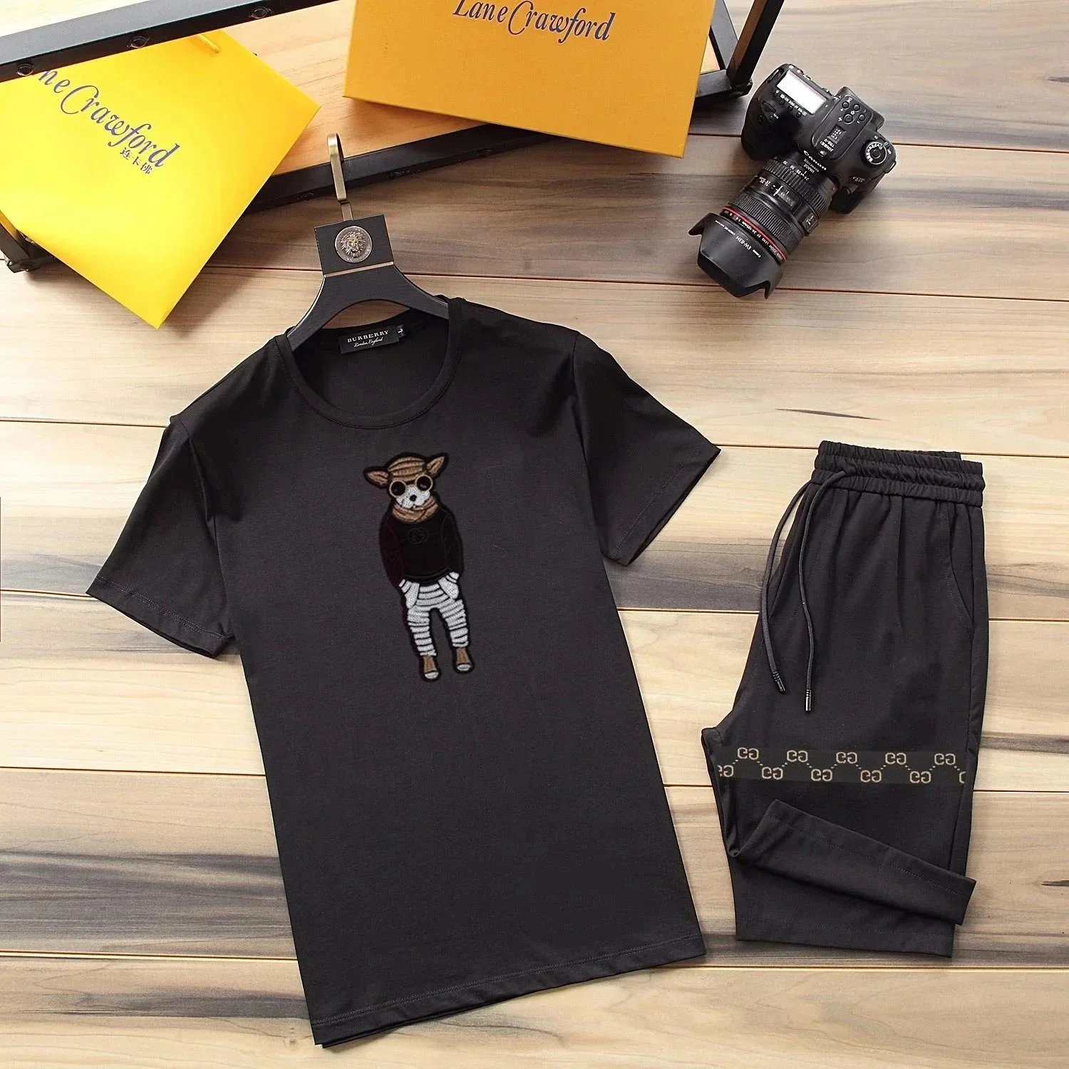Gucci Matching Sets T-Shirt and Shorts Set — 23