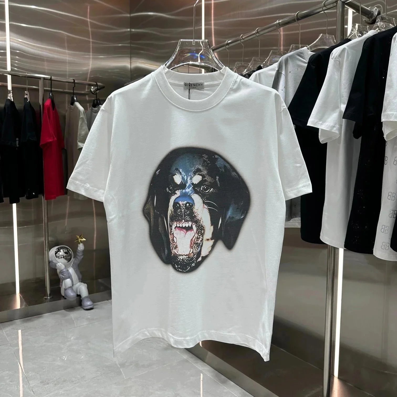 Givenchy T-Shirts Short-Sleeve Graphic T-Shirt image 9