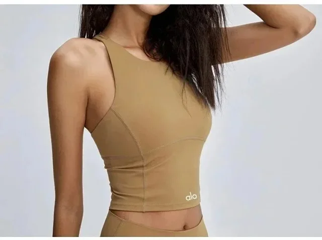 Alo Underwear Longline sports bra with racerback-style shoulder cut product detail image 6