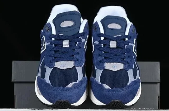 New Balance Sneakers 2002R Gore-Tex product detail image 7
