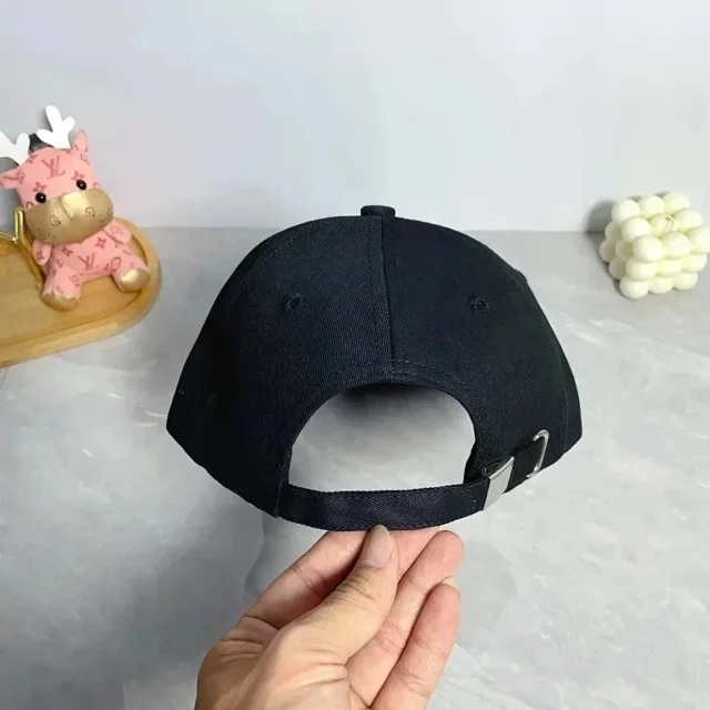 Chanel Hats Baseball Cap with Double-C Crest Patch product detail image 7