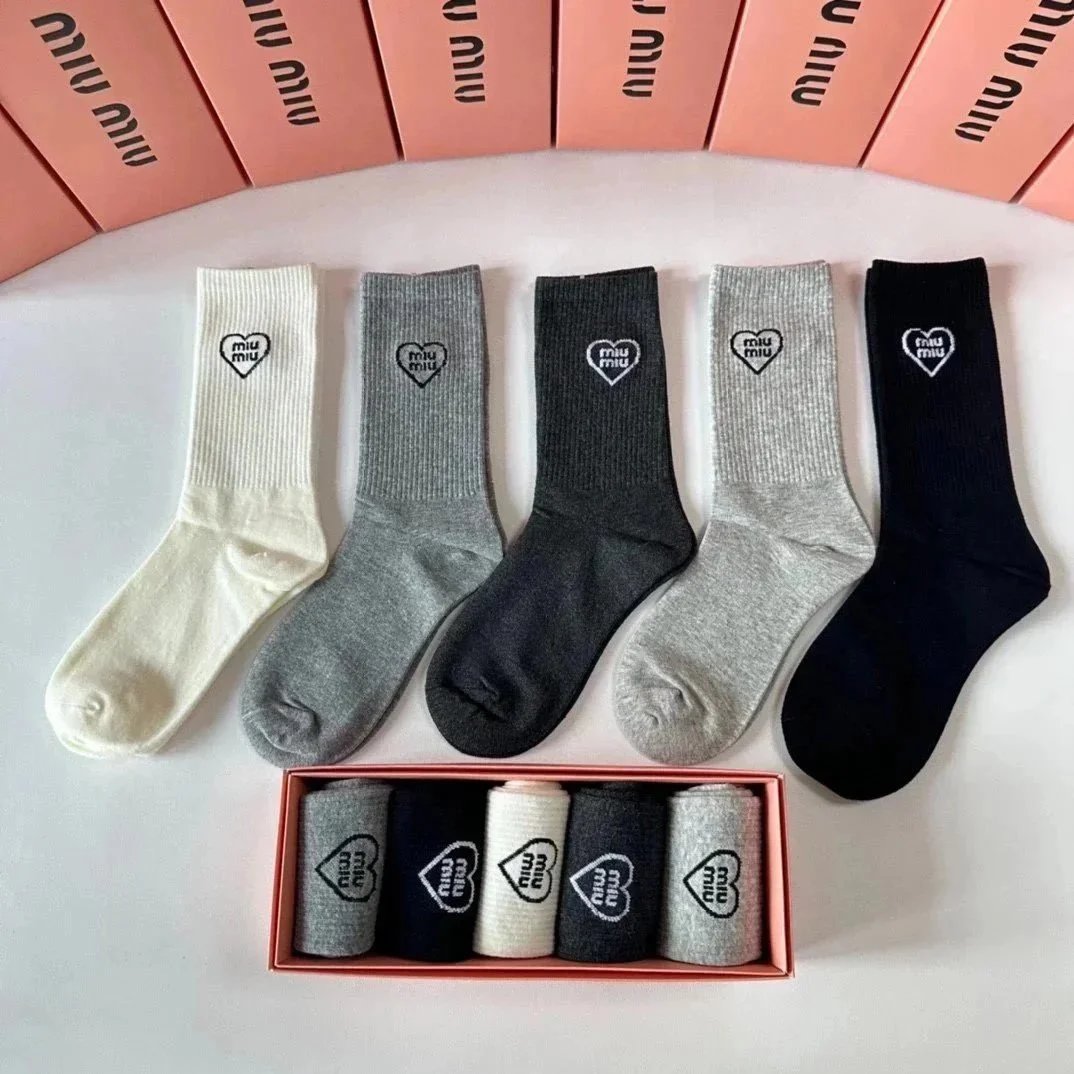 Chanel Socks Logo Ribbed Crew — 40