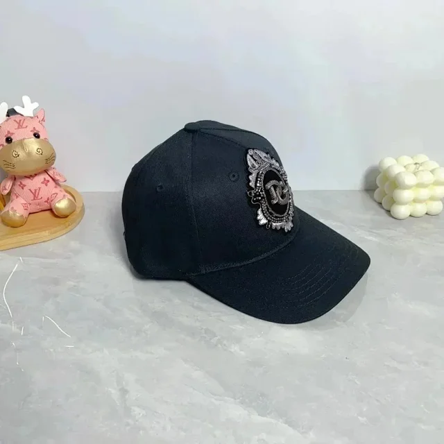 Chanel Hats Baseball Cap with Double-C Crest Patch product detail image 4