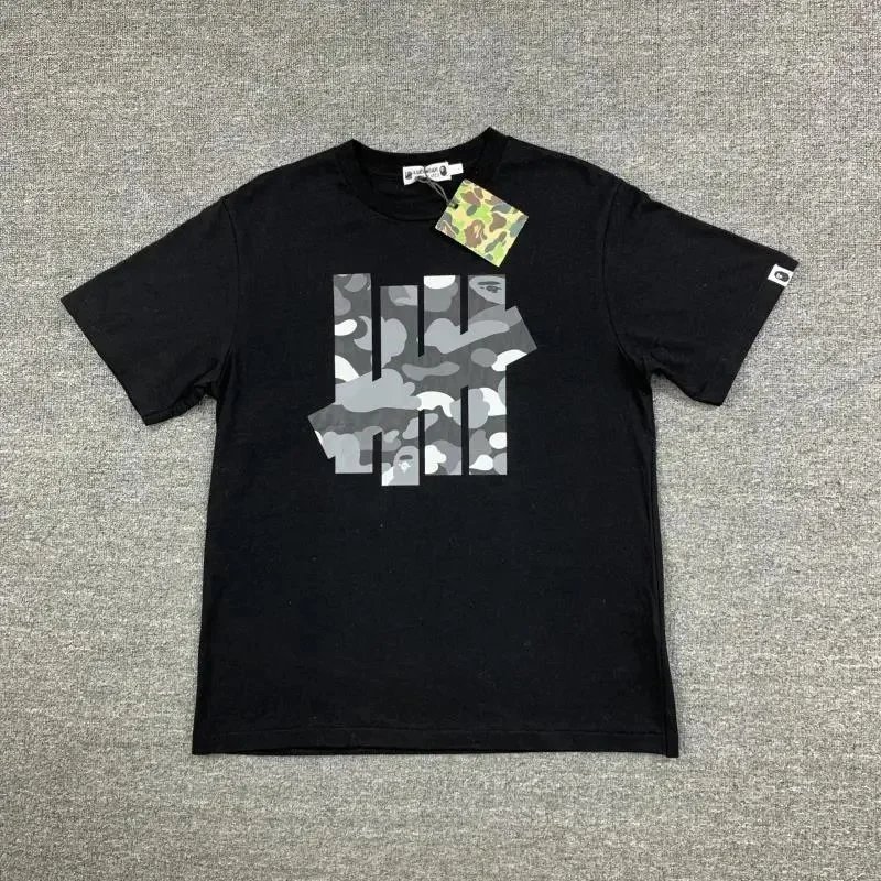 A BATHING APE T-Shirts Graphic Short-Sleeve — 9