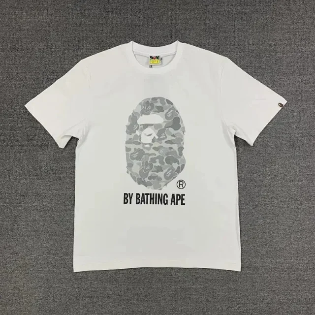 A BATHING APE T-Shirts Graphic Short-Sleeve product detail image 10