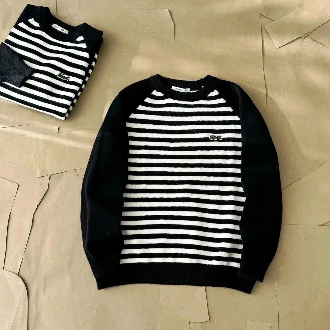 Lacoste Knitwear Crewneck crocodile-logo sweater — 40