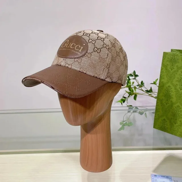 Gucci Hats Logo-Print Baseball Caps and Bucket Hat product detail image 4