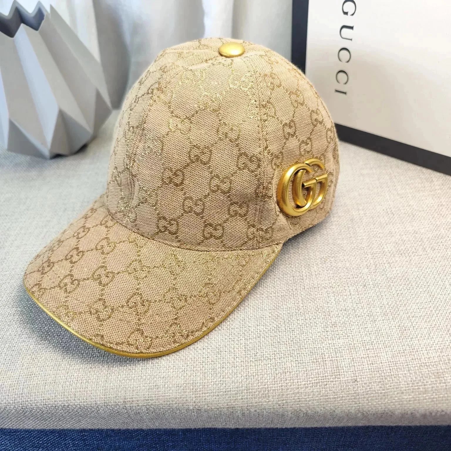 Gucci Hats Logo-Print Baseball Caps and Bucket Hat — 38