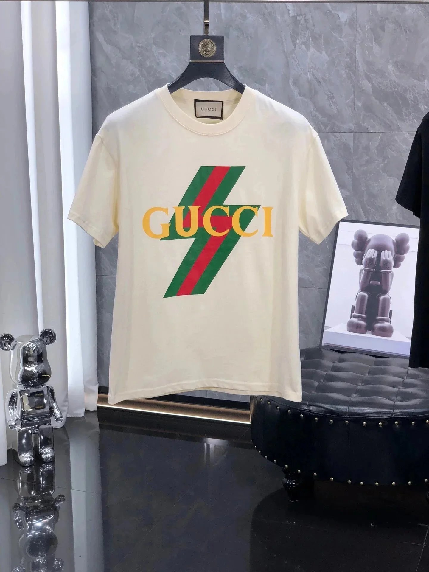 Gucci T-Shirts Short-Sleeve Logo Print image 3