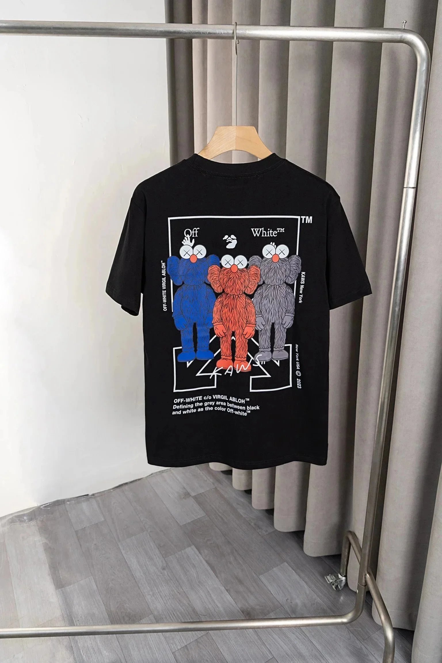 Versace T-Shirts Graphic Logo Print T-Shirt — 39