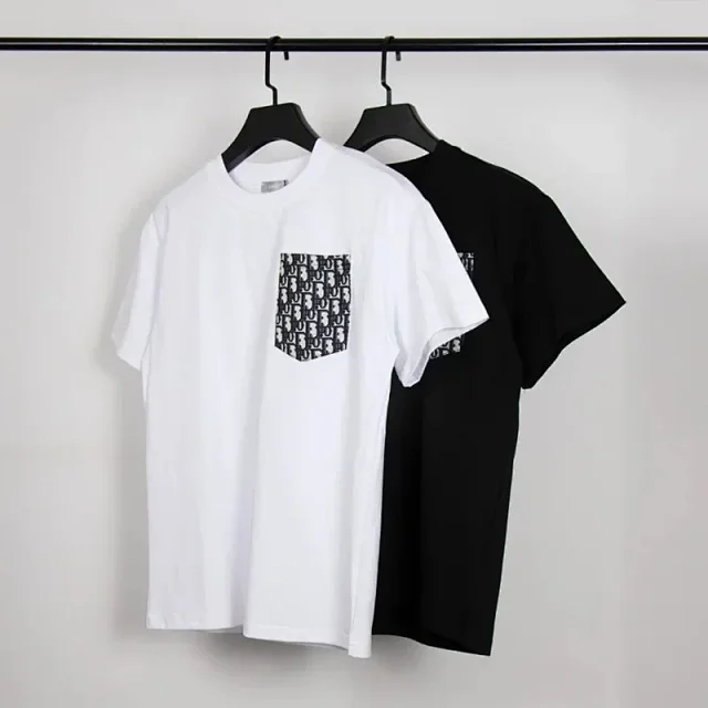 Dior T-Shirts Logo Graphic Short-Sleeve T-Shirt product detail image 11