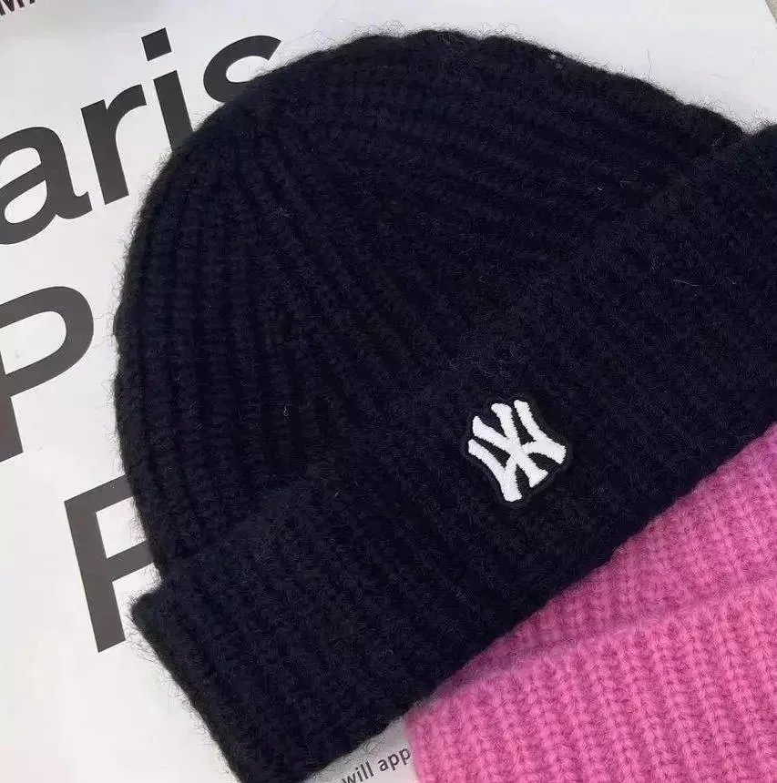 New York Yankees Hats Logo Baseball Cap and Knit Beanie image 9
