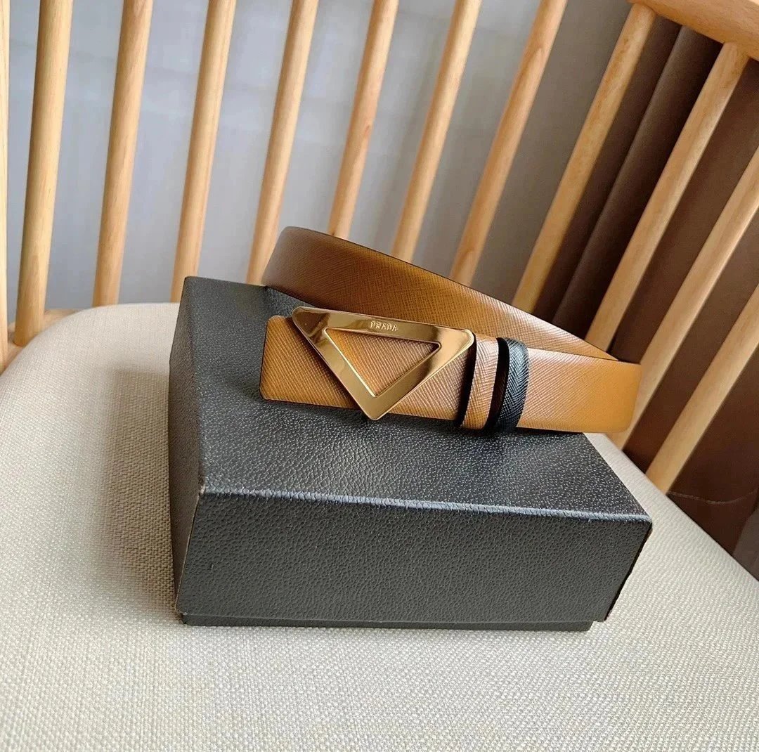 Louis Vuitton Assorted logo-buckle belt designs — 40