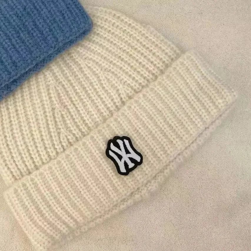 New York Yankees Hats Logo Baseball Cap and Knit Beanie image 13