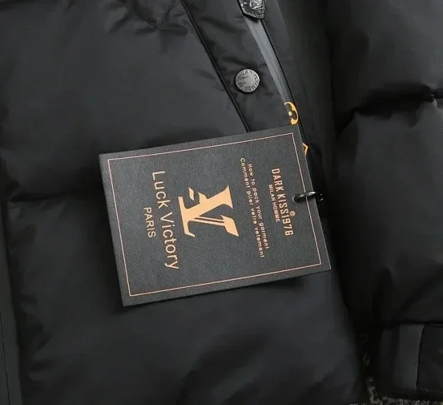 Luck Victory Down Jackets Quilted stand-collar puffer jacket with contrast monogram trim product detail image 6