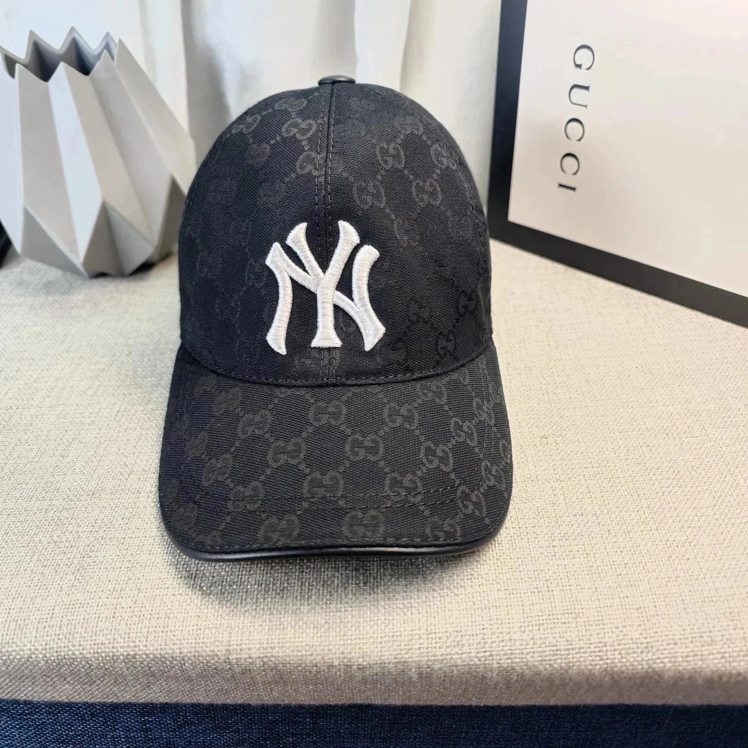 New York Yankees Hats Logo Baseball Cap and Knit Beanie — 2