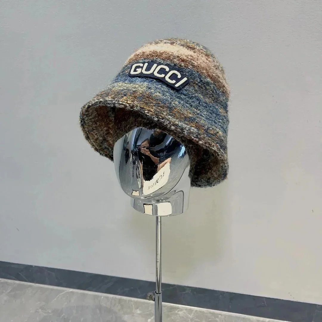Gucci Hats Logo-Print Baseball Caps and Bucket Hat — 30