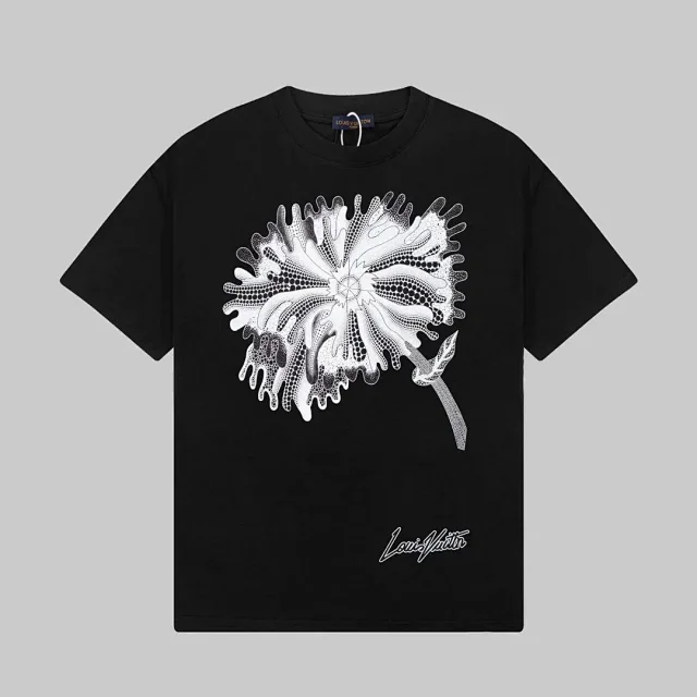 Louis Vuitton T-Shirts Short-Sleeve Graphic Print product detail image 7