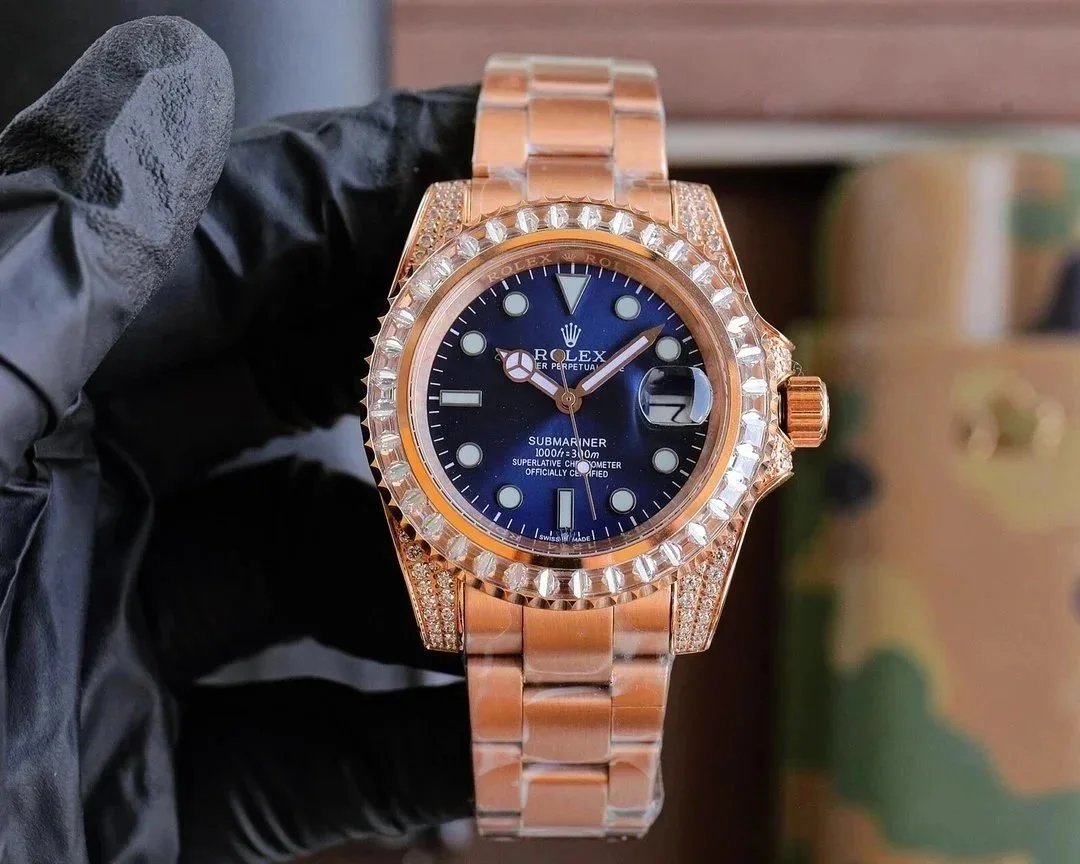 Rolex Multiple watch models — 35