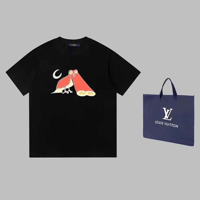 Louis Vuitton T-Shirts Short-Sleeve Graphic T-Shirt product detail image 4