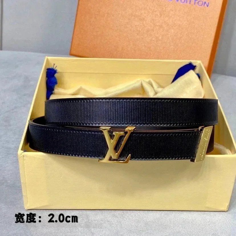 Louis Vuitton Assorted logo-buckle belt designs — 38