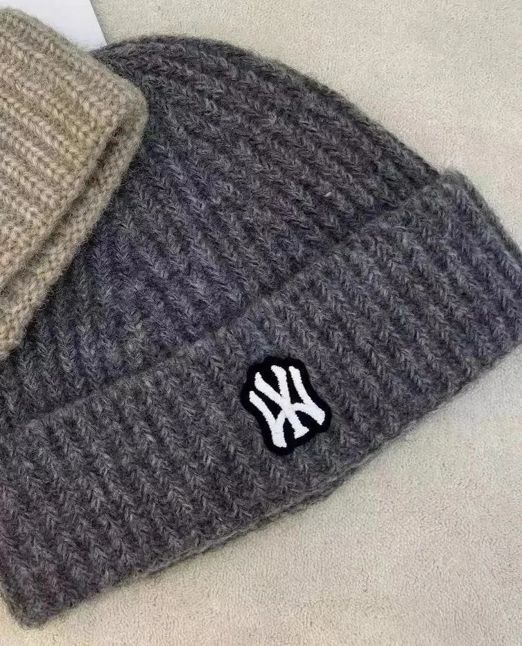 New York Yankees Hats Logo Baseball Cap and Knit Beanie image 8