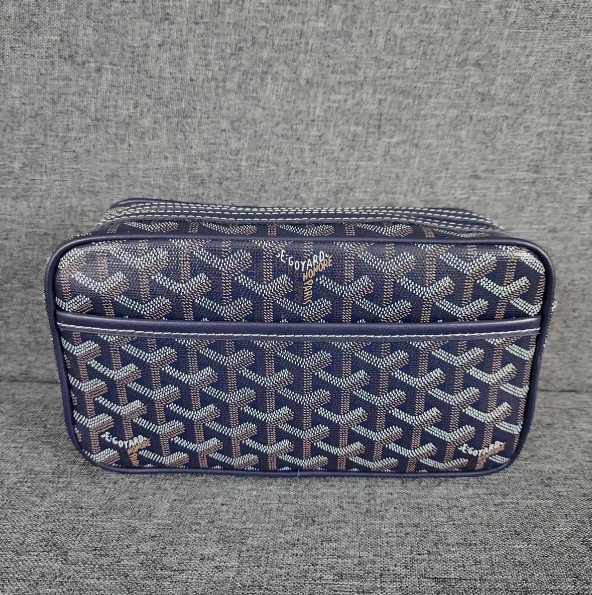 Goyard Crossbody Bags Goyardine Monogram Zip Bag image 3