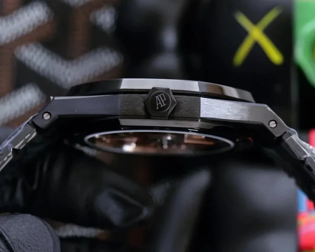 Audemars Piguet Watches Royal Oak Date product detail image 5