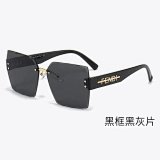 Fendi Square Frame Sunglasses [16 styles]